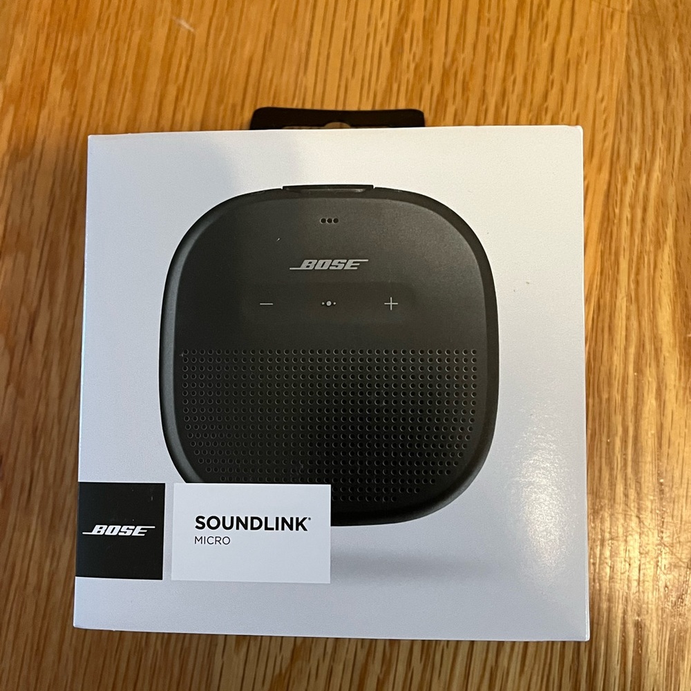 Bose Soundlink Micro Bluetooth speaker NWOT